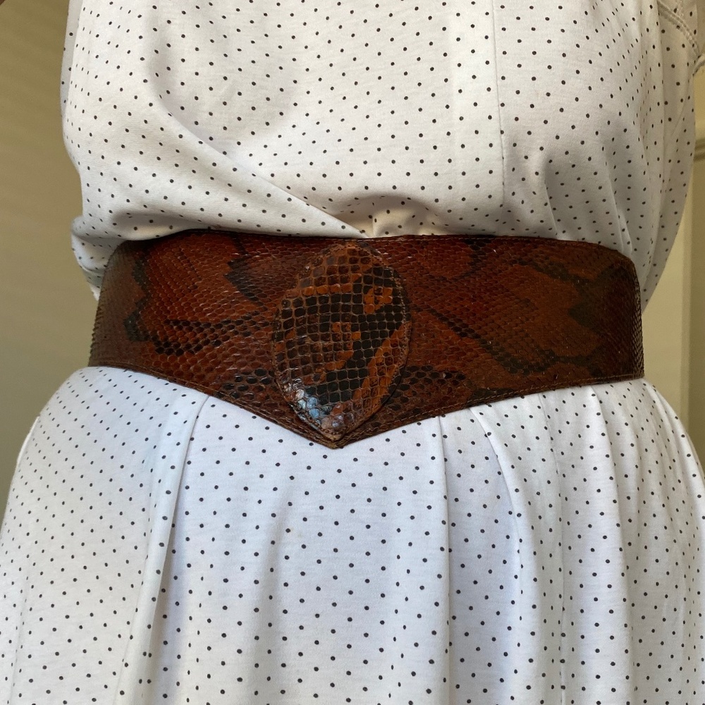 Snake Skin Leather Belt  Size Medium